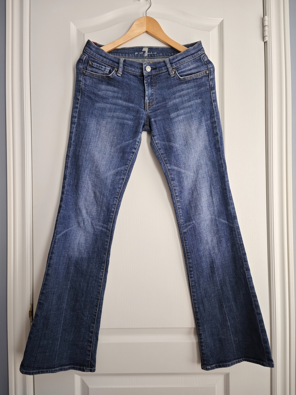 Y2K, 7 for all mankind Women's low rise bootcut Jeans in medium blue
